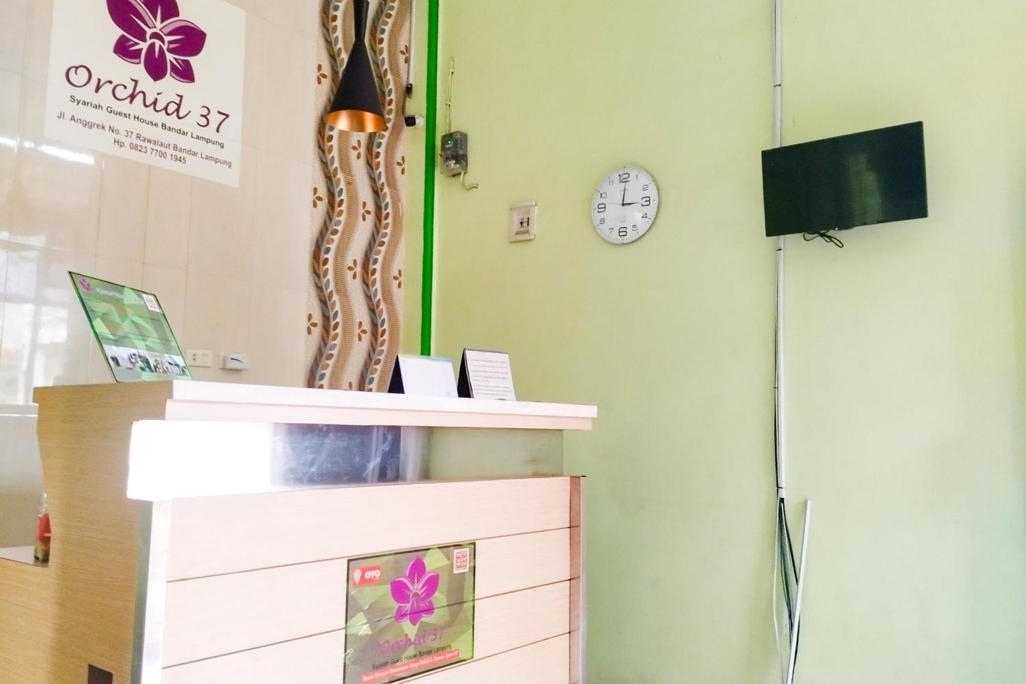 Reddoorz Syariah At Shakira Alesha Enggal Ξενοδοχείο Μπαντάρ Λαμπούνγκ Εξωτερικό φωτογραφία